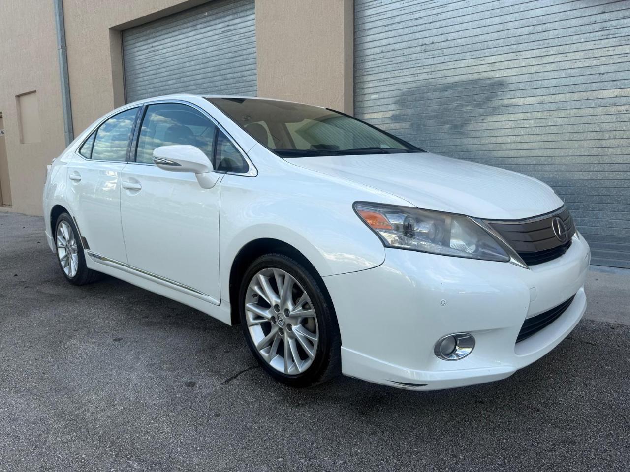 Lexus HS 250h 4dr Sdn Hybrid 2010