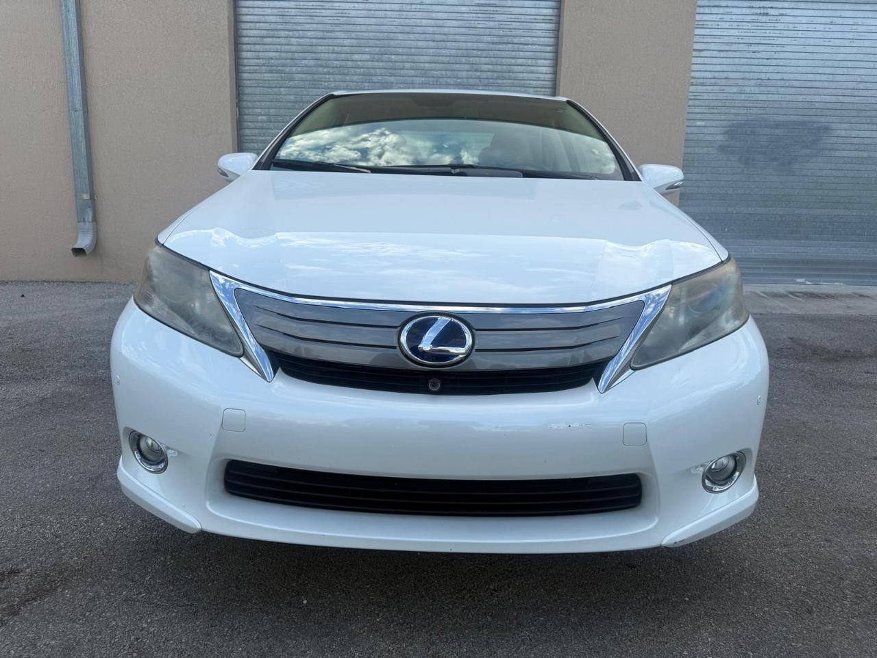 Lexus HS 250h 4dr Sdn Hybrid 2010