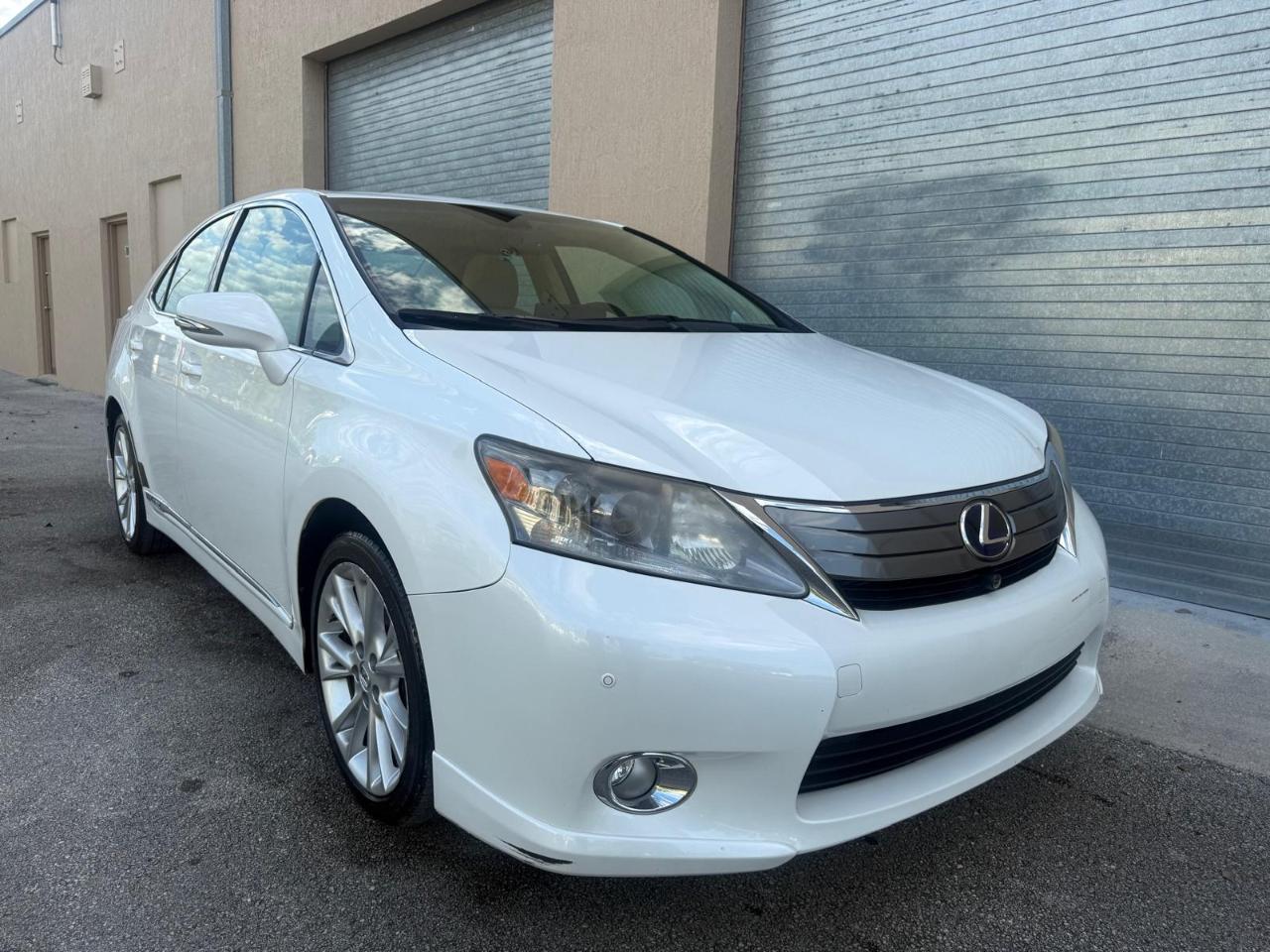 Lexus HS 250h 4dr Sdn Hybrid 2010