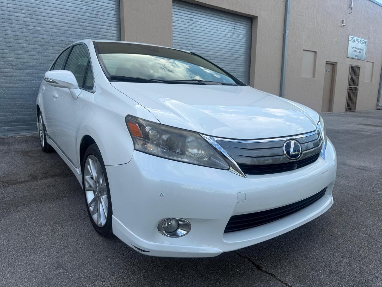 Lexus HS 250h 4dr Sdn Hybrid 2010