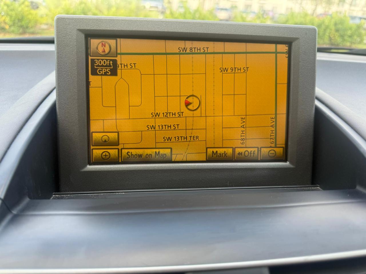 Lexus HS 250h 4dr Sdn Hybrid 2010