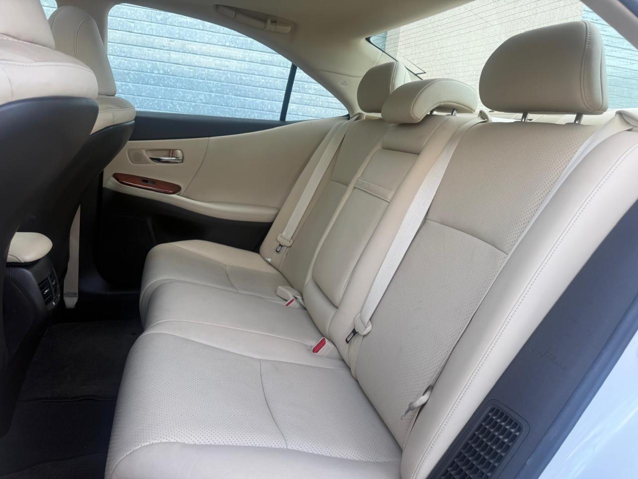 Lexus HS 250h 4dr Sdn Hybrid 2010