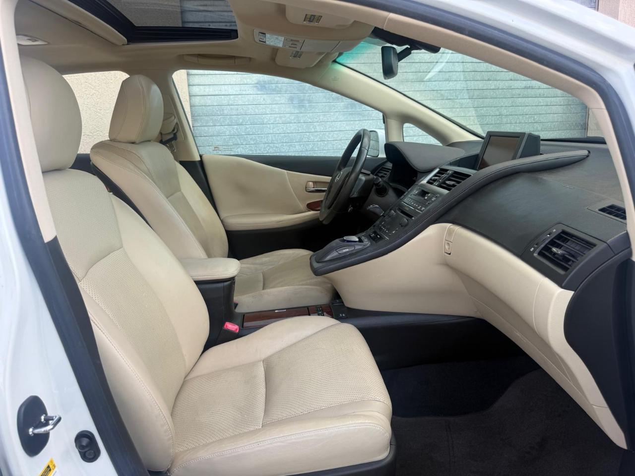 Lexus HS 250h 4dr Sdn Hybrid 2010