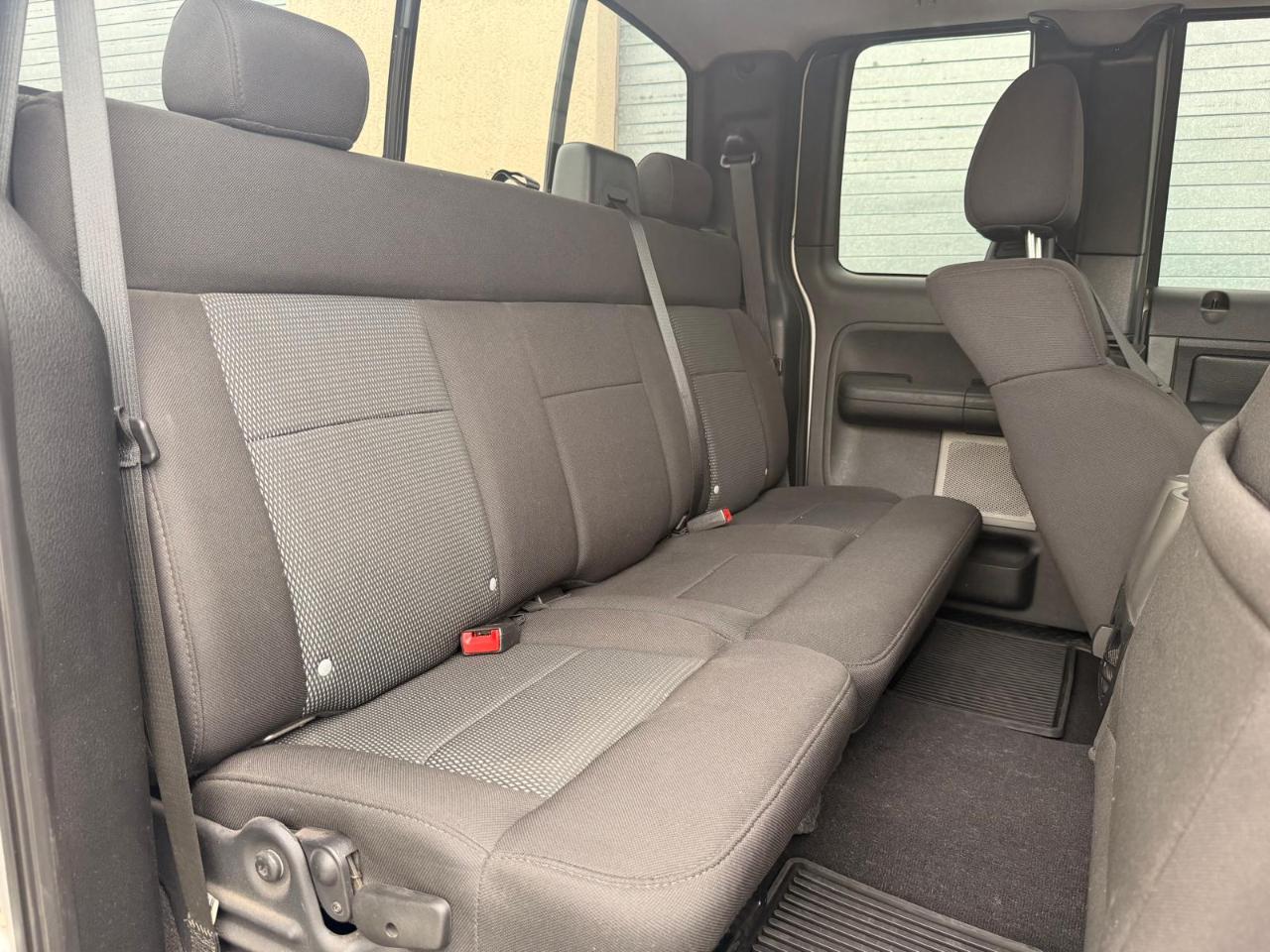 Ford F-150 Supercab Flareside 145" XLT 4WD 2005