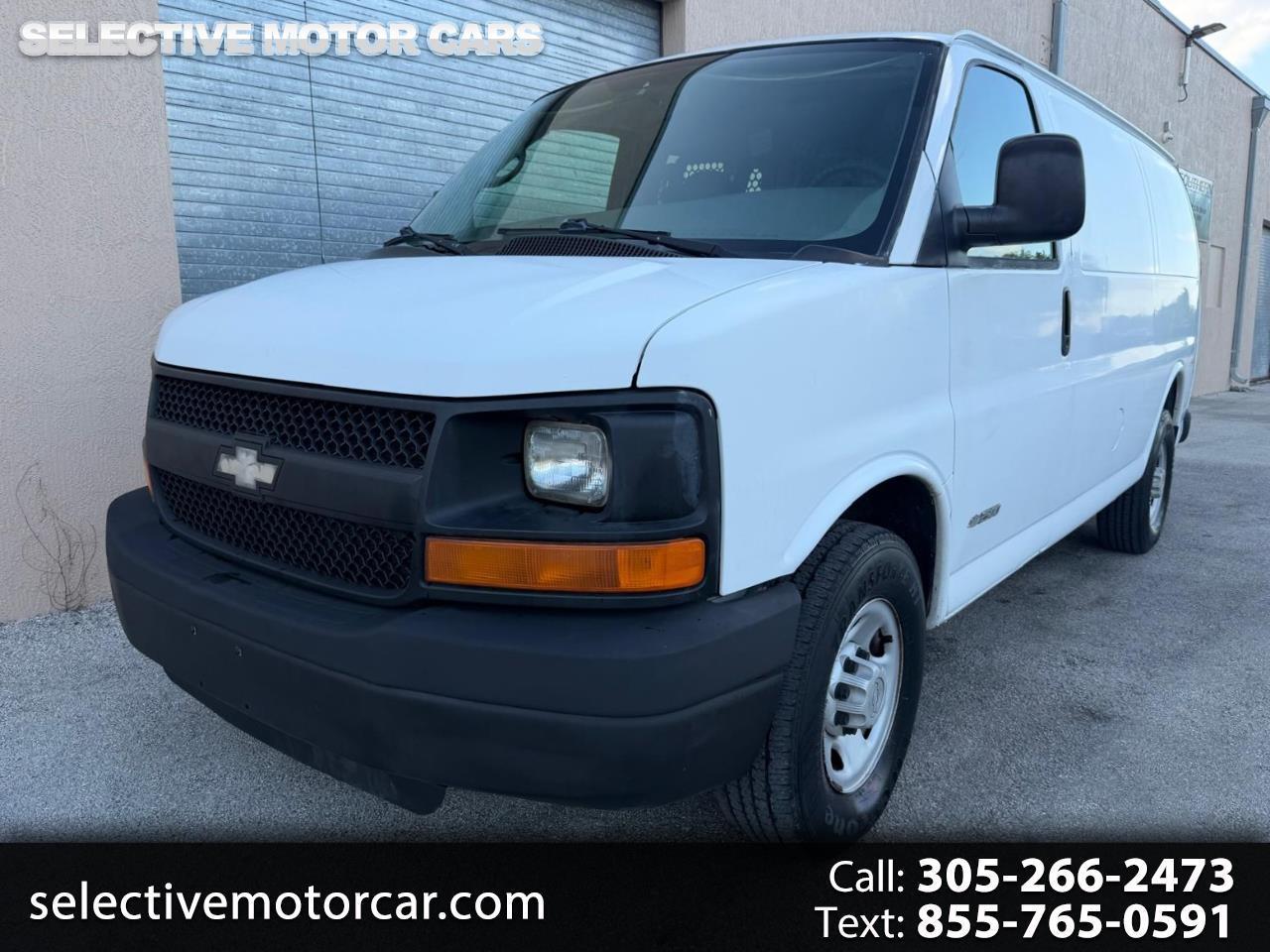 2005 Chevrolet Express Cargo Van 2500 135" WB RWD