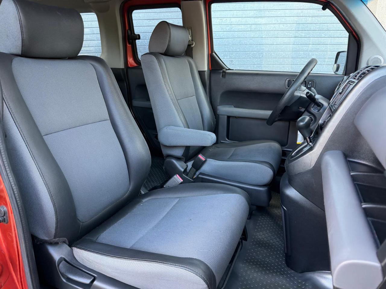 Honda Element 2WD EX Auto 2003