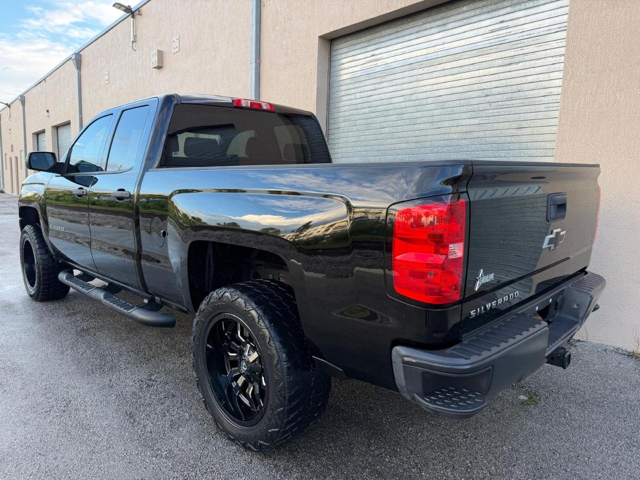 Chevrolet Silverado 1500 2WD Double Cab 143.5" Work Truck 2017