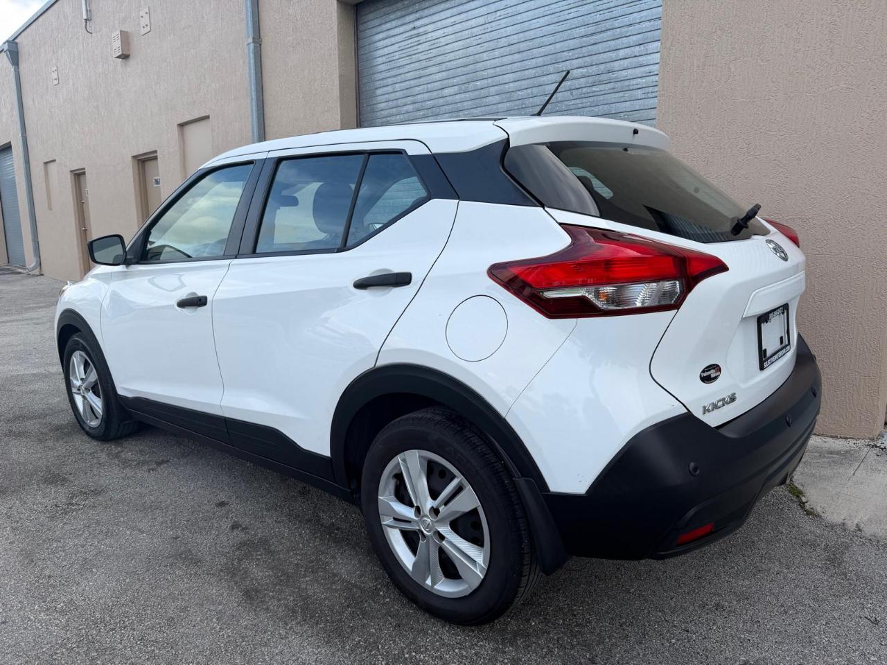 Nissan Kicks S FWD 2020