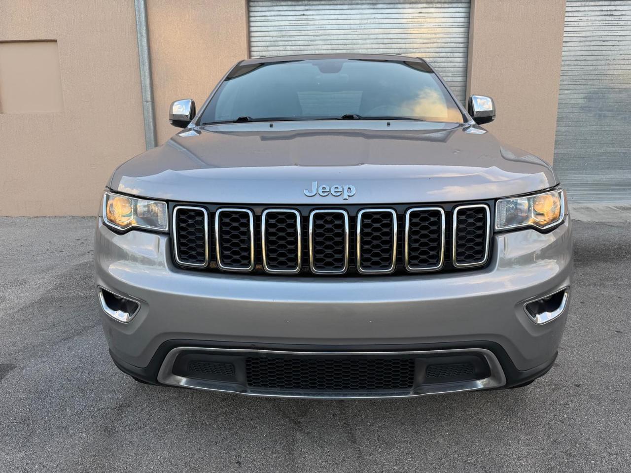 Jeep Grand Cherokee Limited 4x2 2017