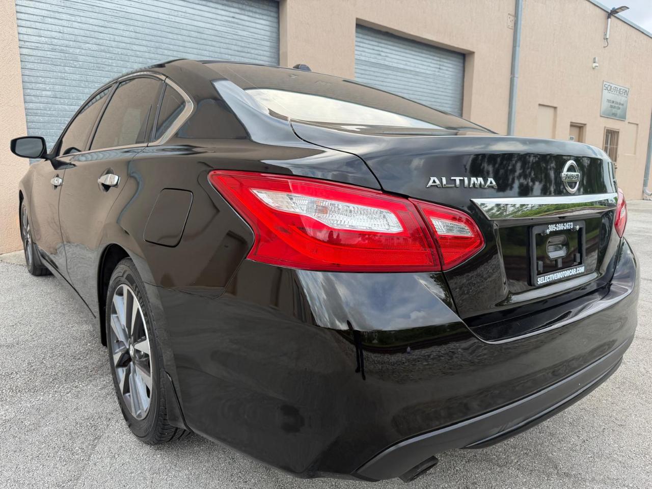 Nissan Altima 4dr Sdn I4 2.5 SV 2016