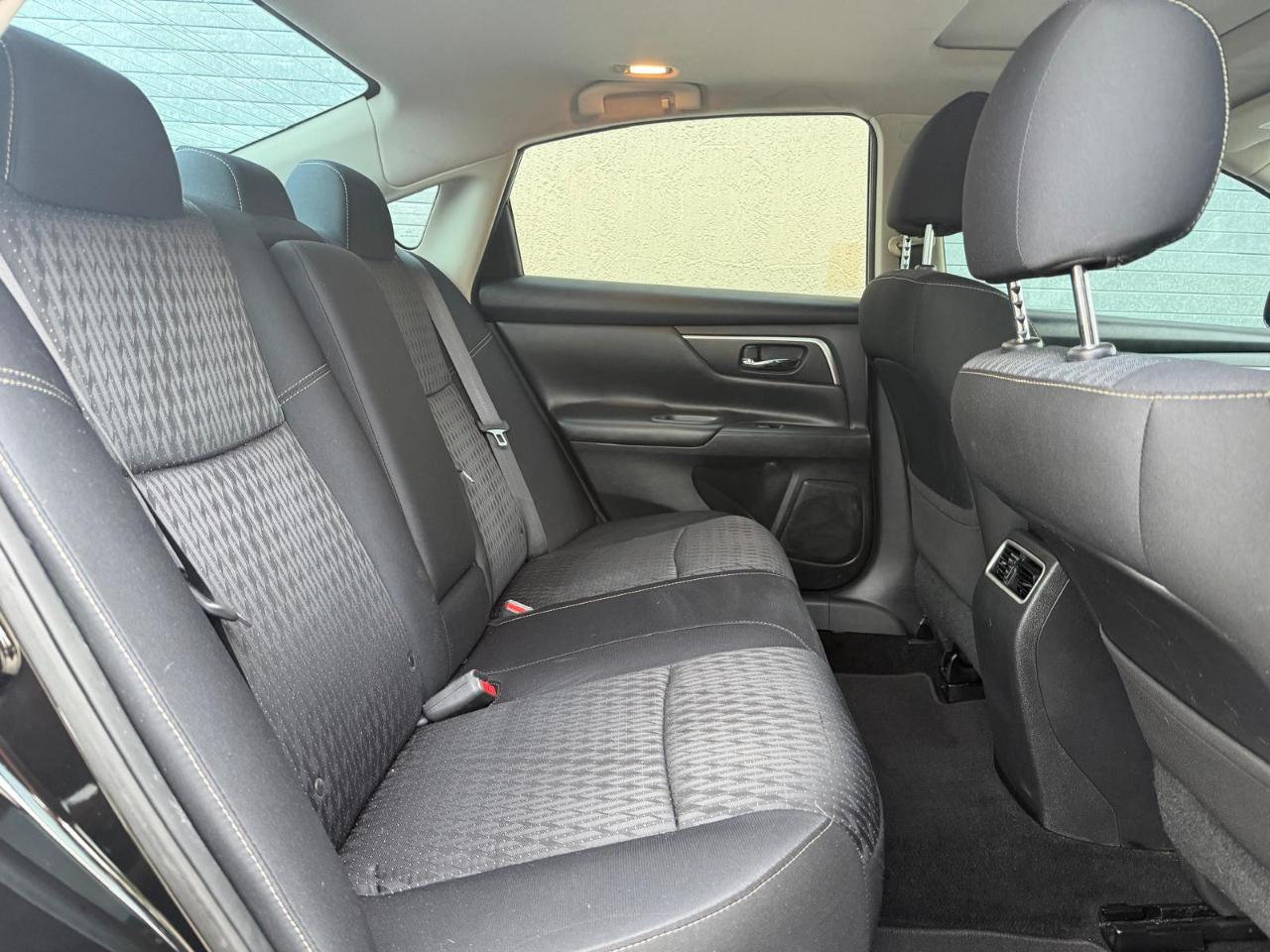 Nissan Altima 4dr Sdn I4 2.5 SV 2016