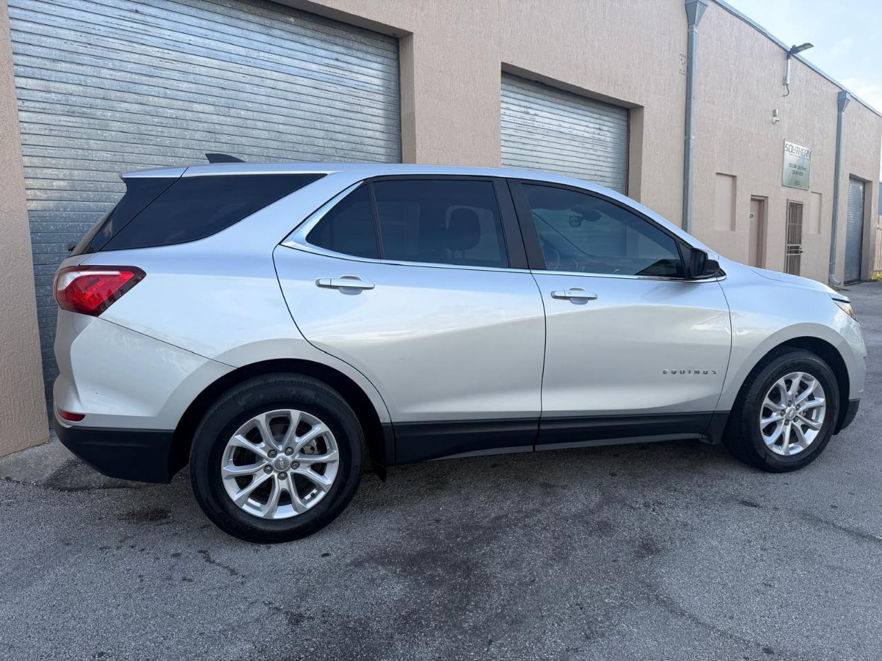 Chevrolet Equinox FWD 4dr LT w/1LT 2021