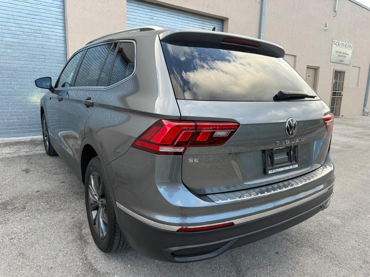 Volkswagen Tiguan 2.0T SE FWD 2022