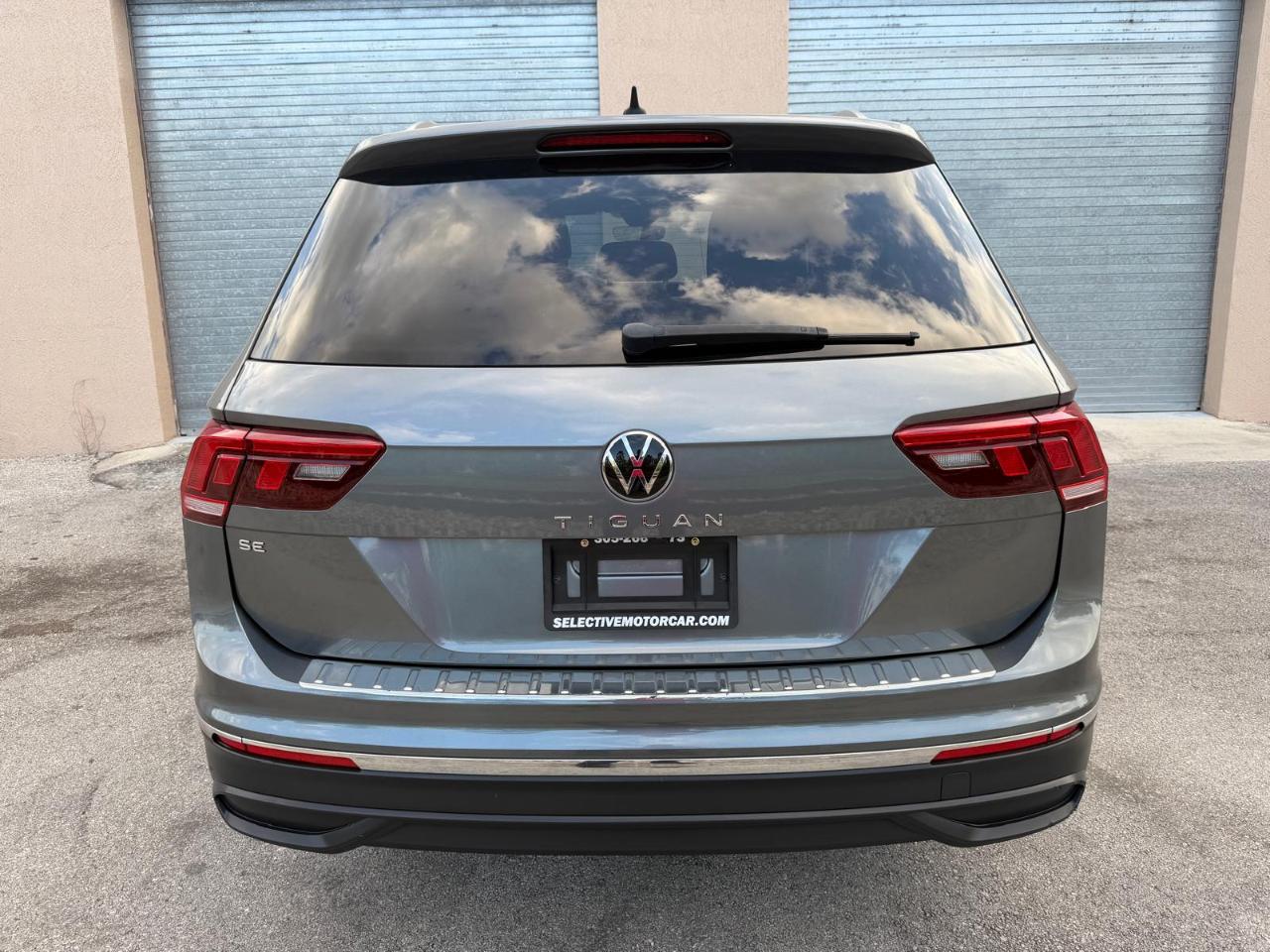 Volkswagen Tiguan 2.0T SE FWD 2022