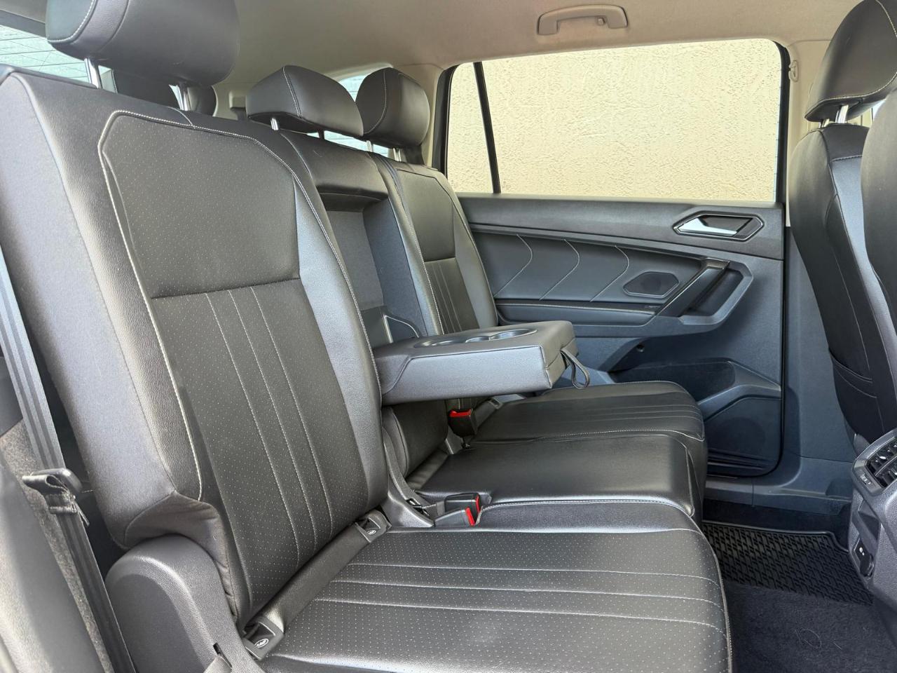 Volkswagen Tiguan 2.0T SE FWD 2022