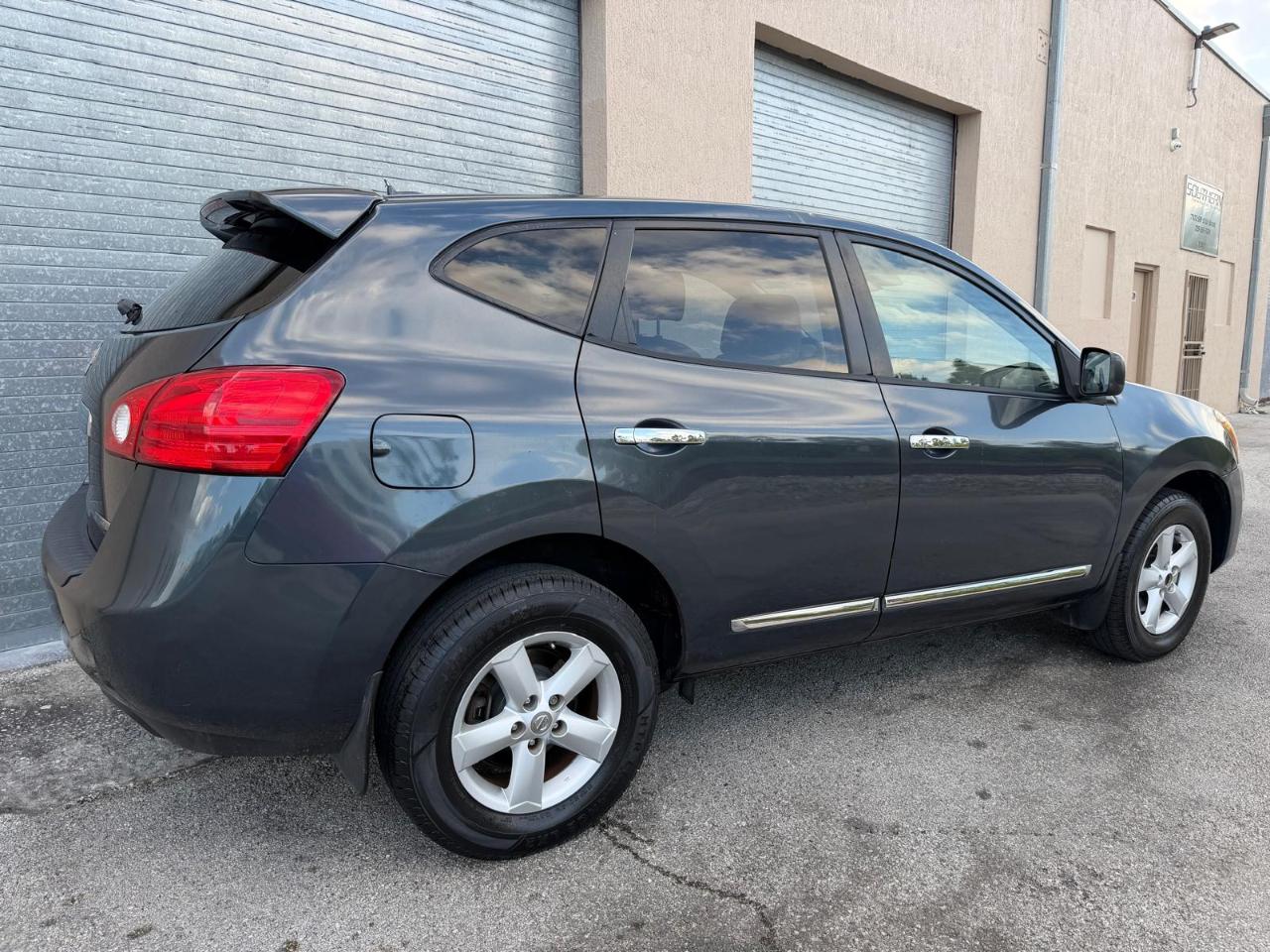Nissan Rogue FWD 4dr S 2012