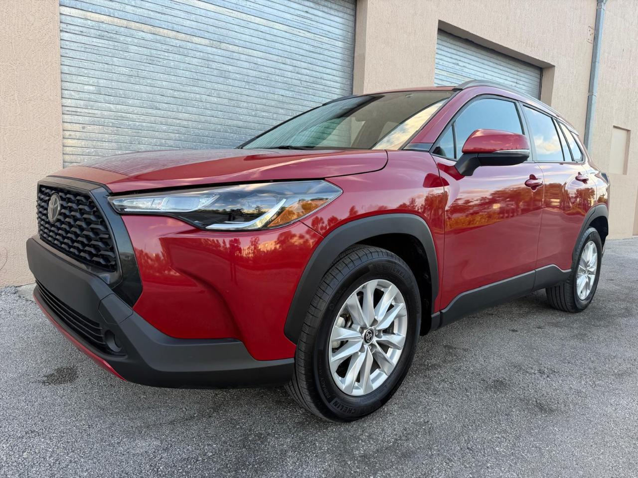 Toyota Corolla Cross LE 2WD (Natl) 2024