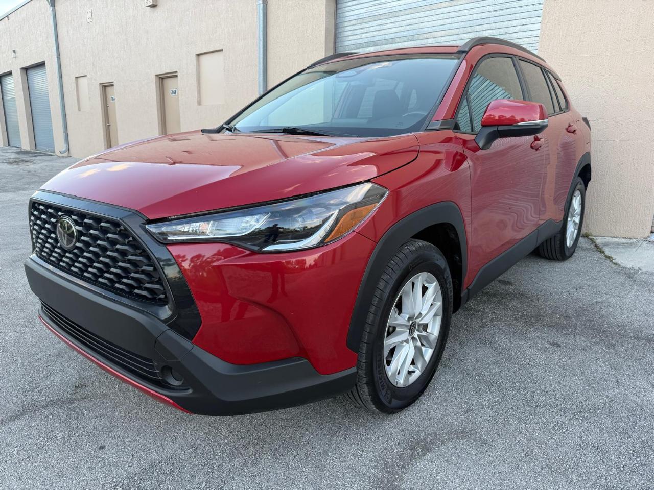 Toyota Corolla Cross LE 2WD (Natl) 2024