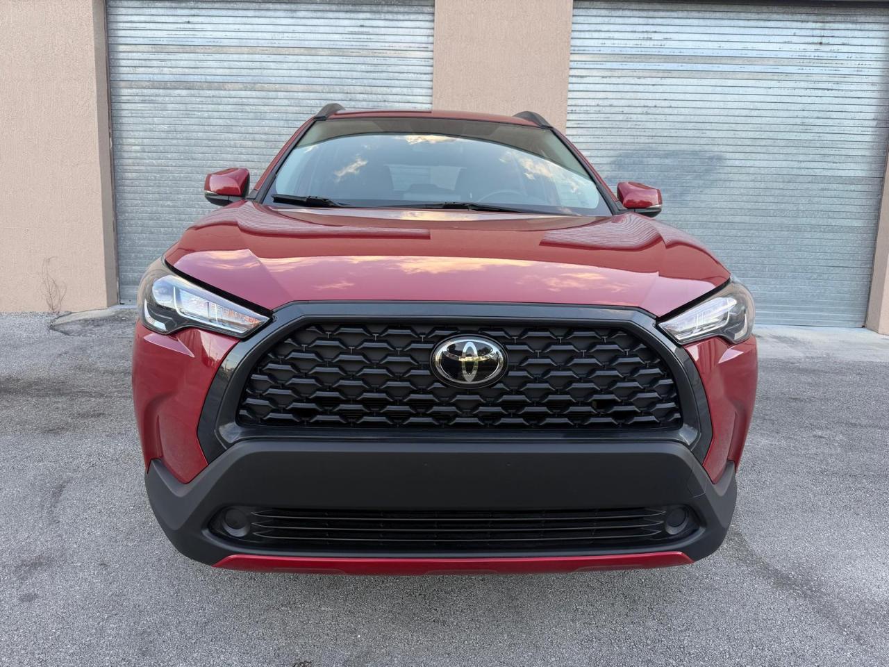 Toyota Corolla Cross LE 2WD (Natl) 2024