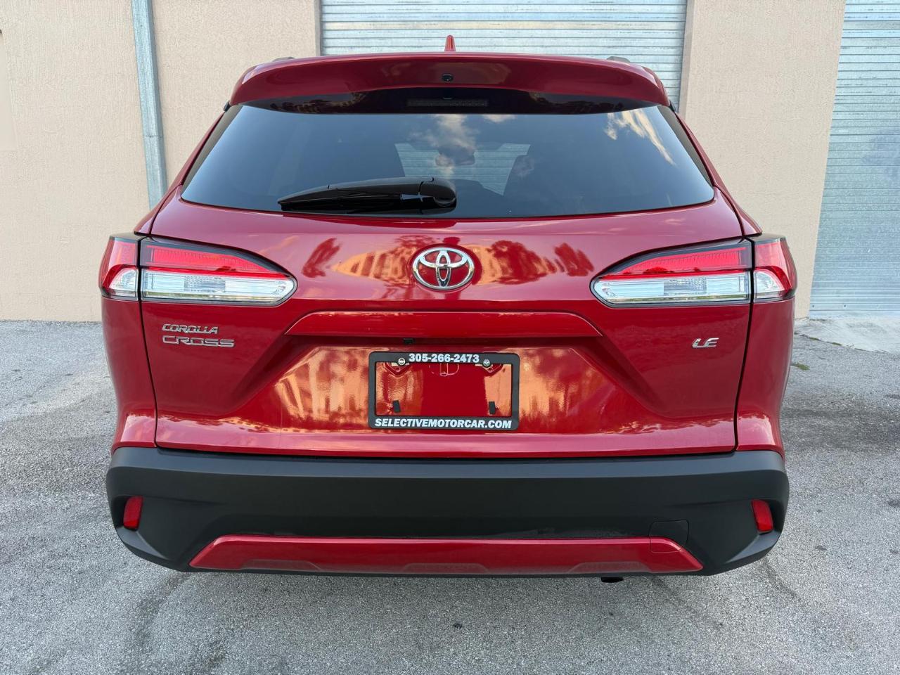 Toyota Corolla Cross LE 2WD (Natl) 2024