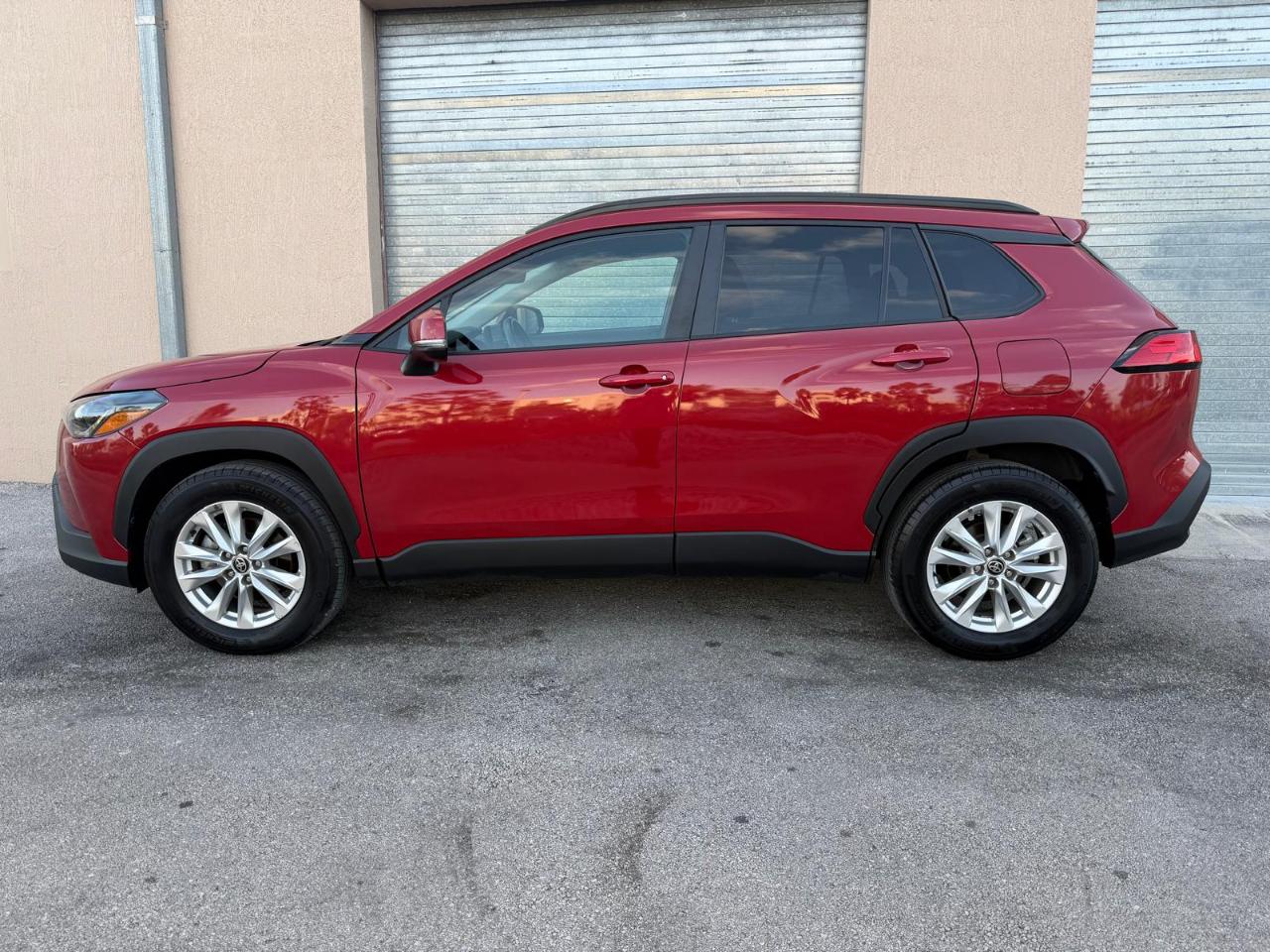 Toyota Corolla Cross LE 2WD (Natl) 2024