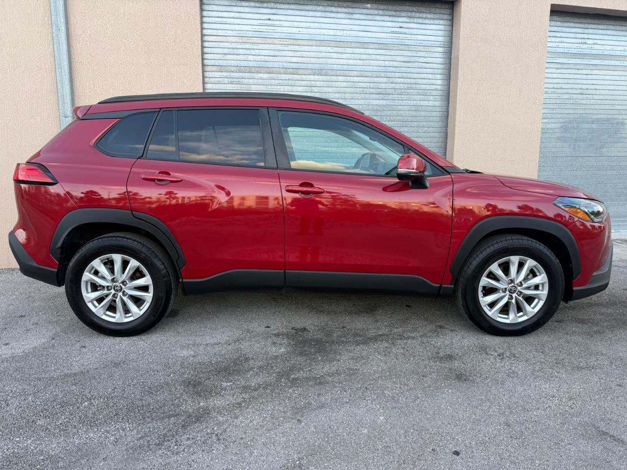 Toyota Corolla Cross LE 2WD (Natl) 2024