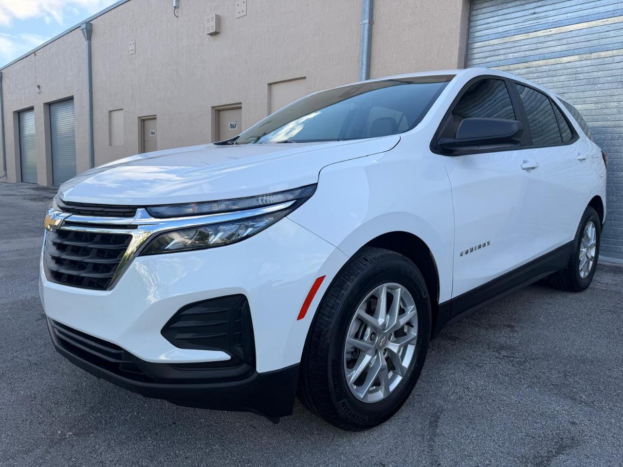 Chevrolet Equinox FWD 4dr LS w/1LS 2023