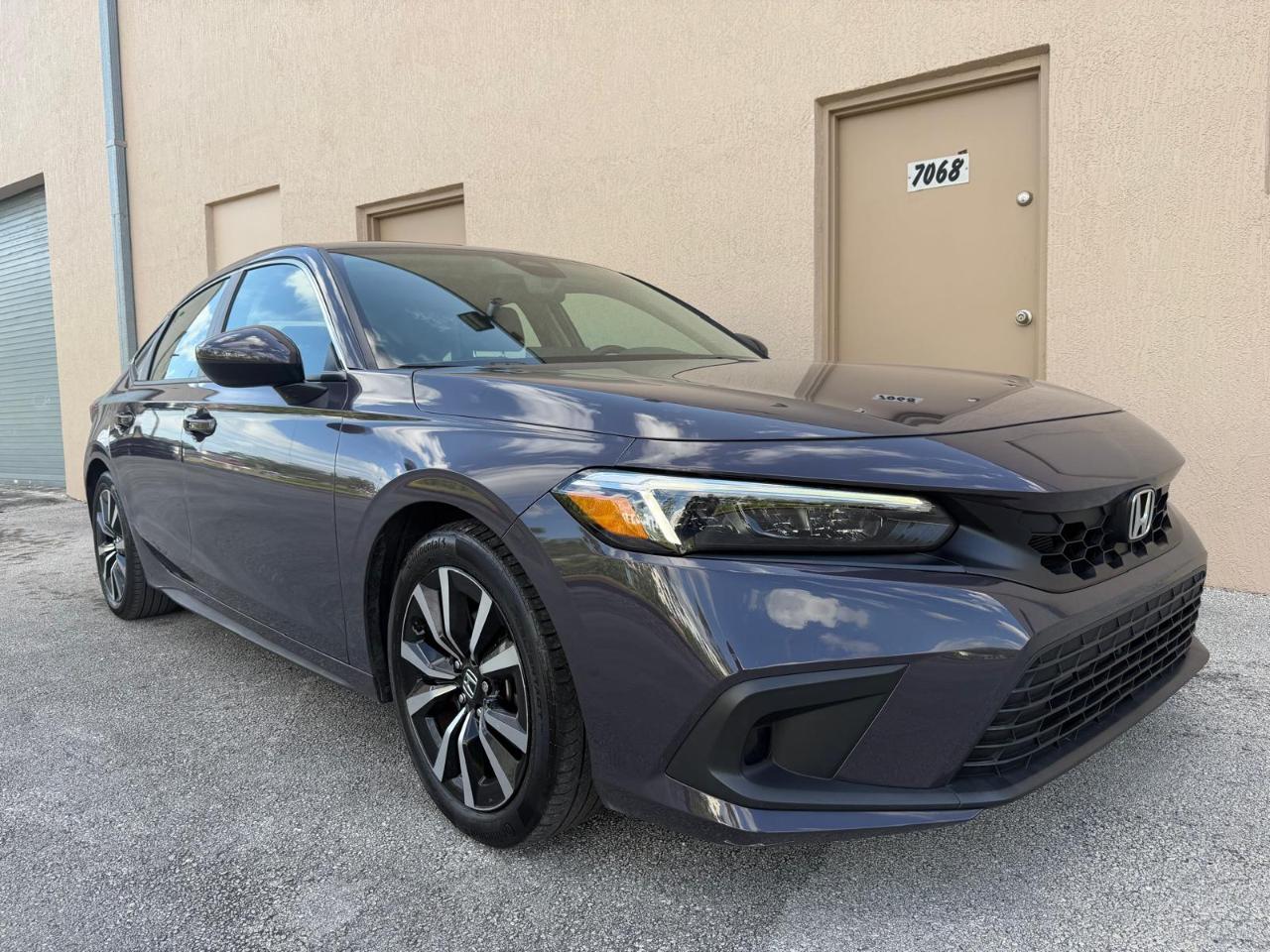 Honda Civic Hatchback EX-L CVT 2024