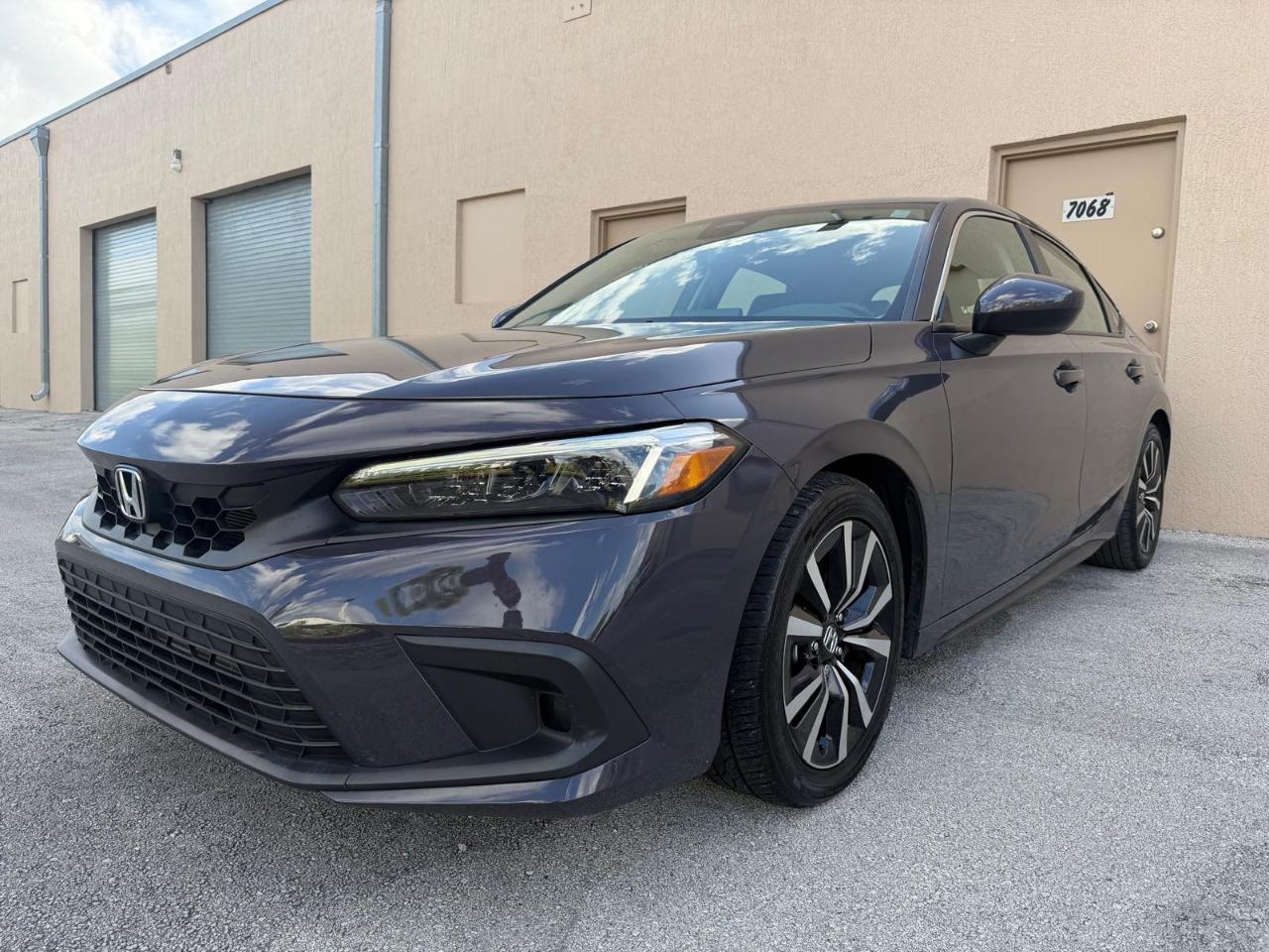 Honda Civic Hatchback EX-L CVT 2024