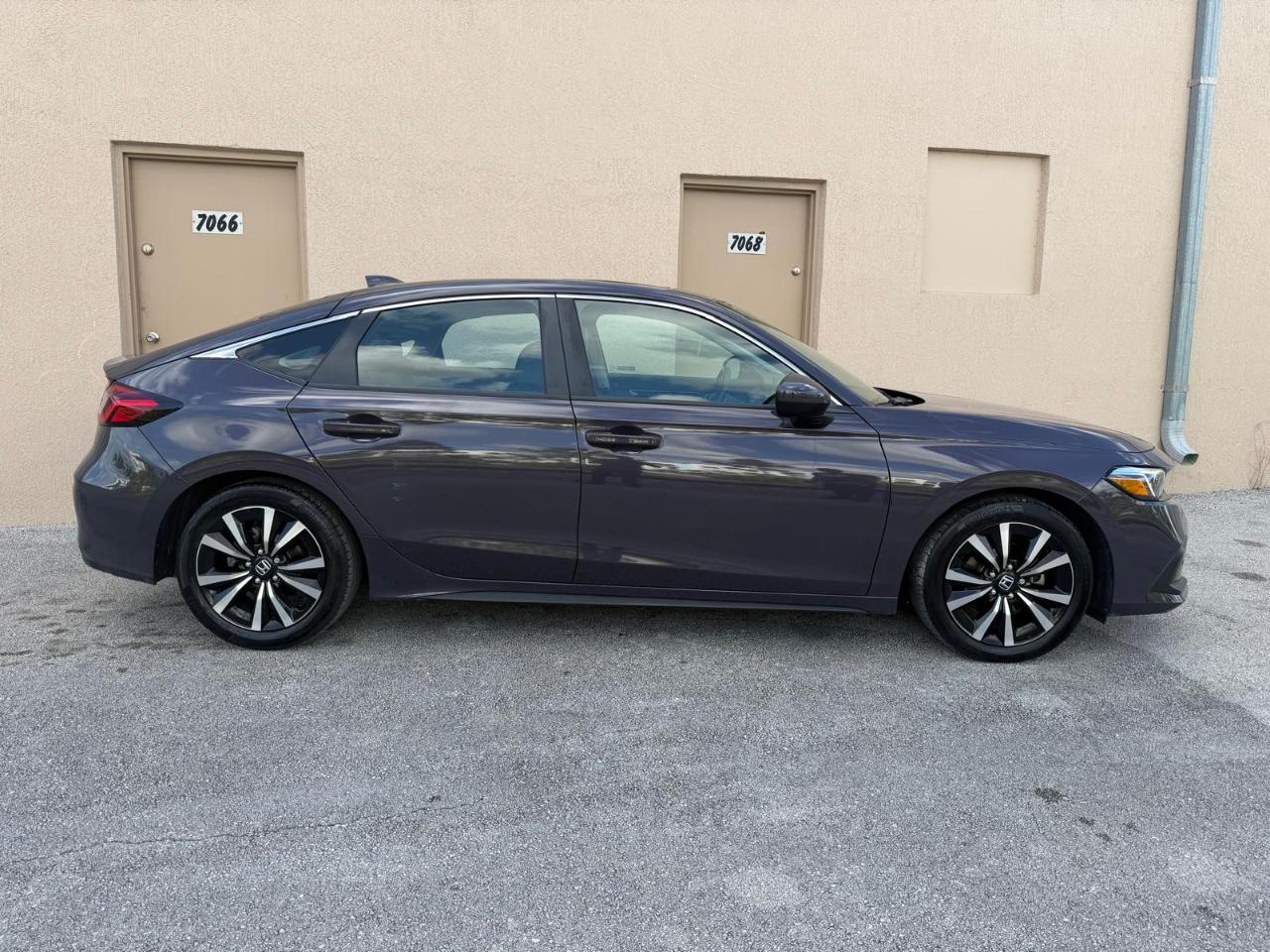 Honda Civic Hatchback EX-L CVT 2024