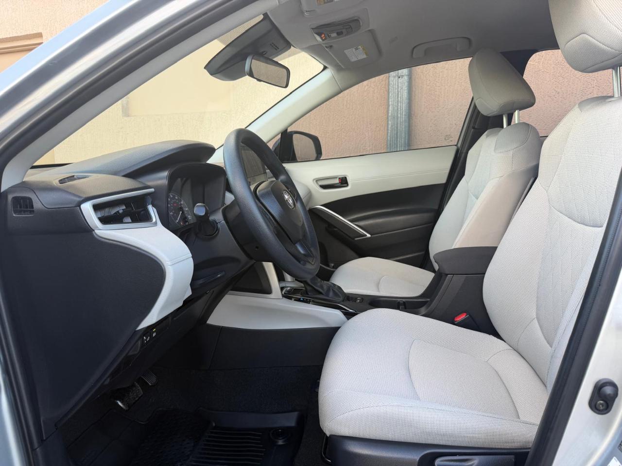 Toyota Corolla Cross L 2WD (Natl) 2025