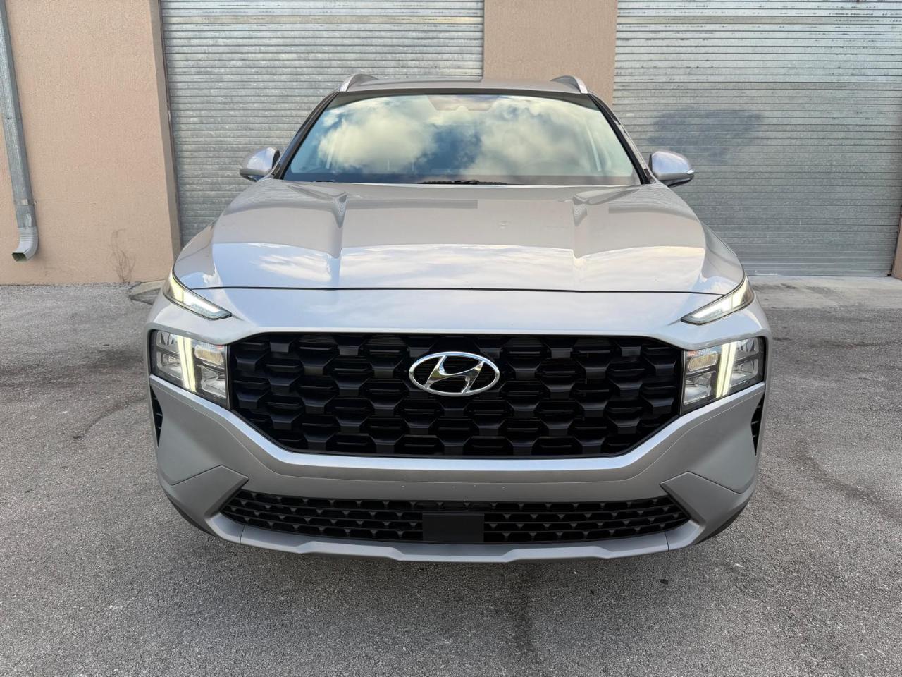 Hyundai Santa Fe SEL FWD 2023