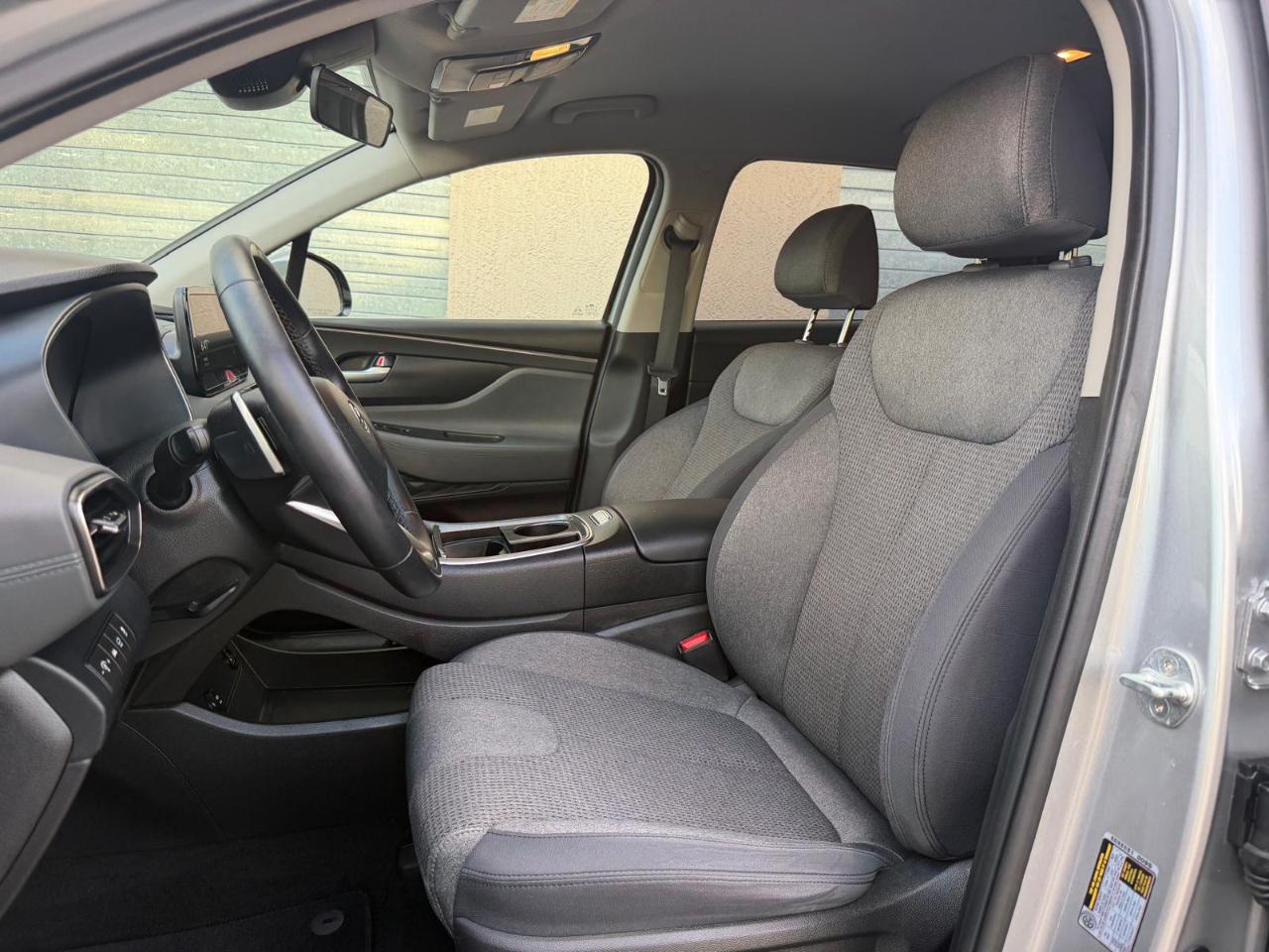 Hyundai Santa Fe SEL FWD 2023