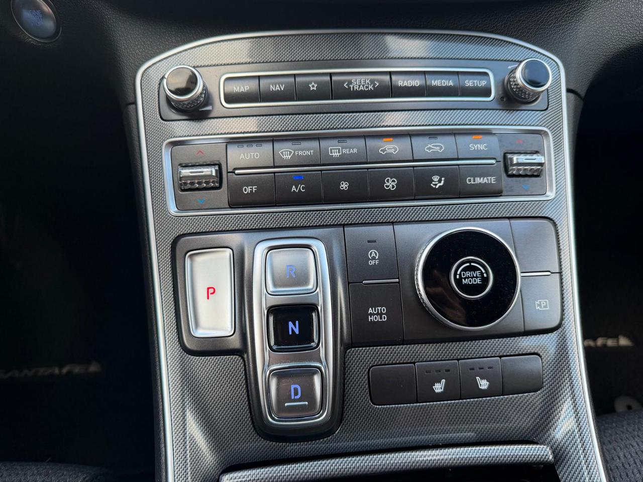 Hyundai Santa Fe SEL FWD 2023