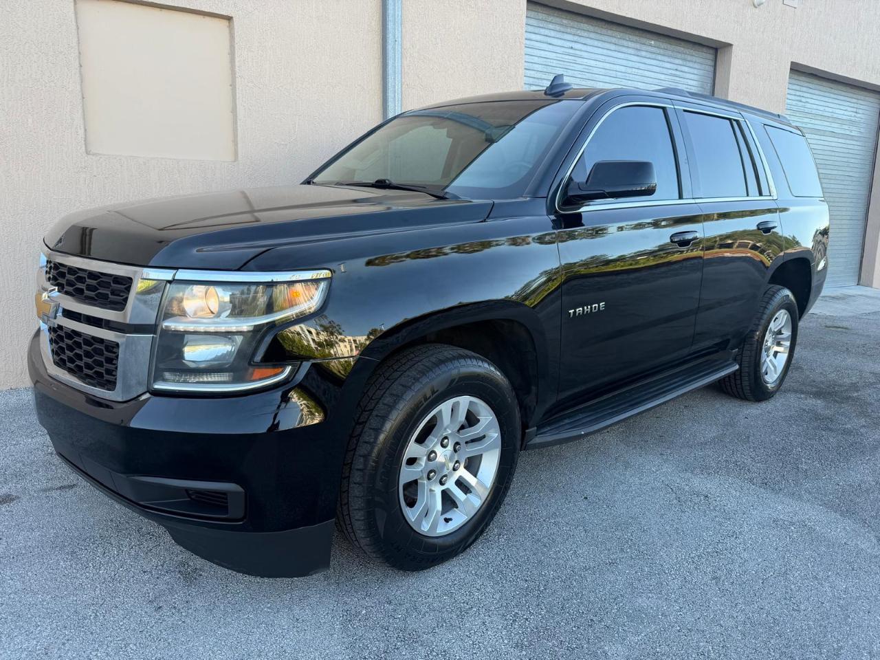 Chevrolet Tahoe 2WD 4dr LS 2017