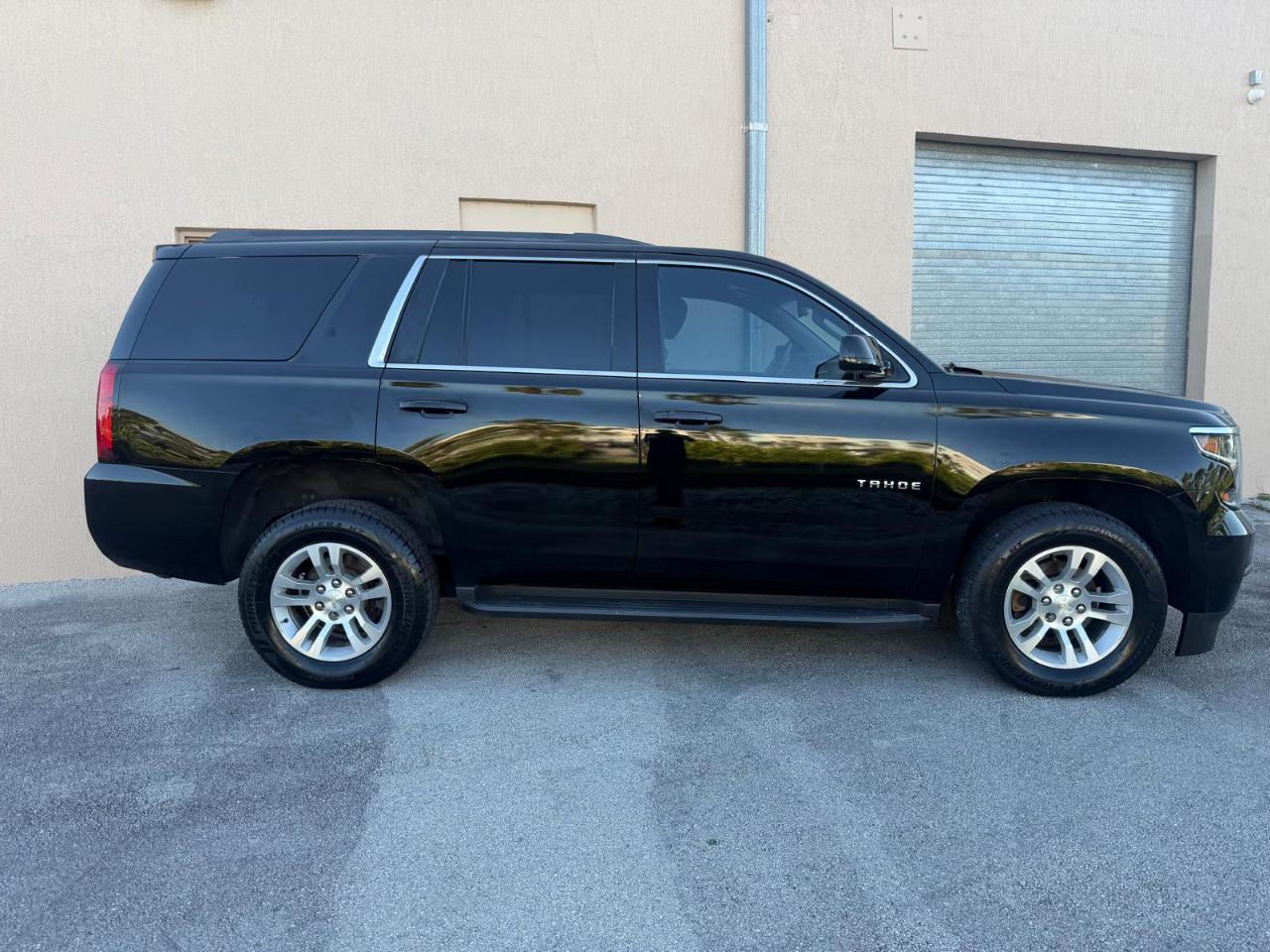 Chevrolet Tahoe 2WD 4dr LS 2017