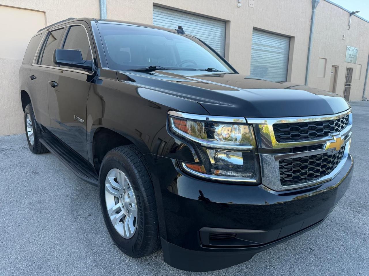 Chevrolet Tahoe 2WD 4dr LS 2017