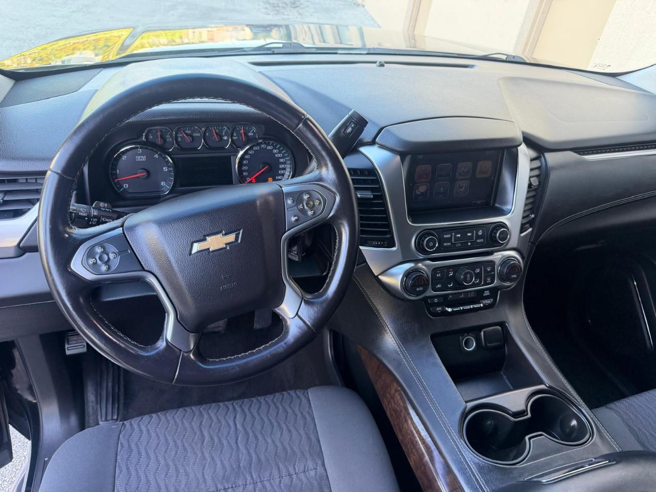 Chevrolet Tahoe 2WD 4dr LS 2017