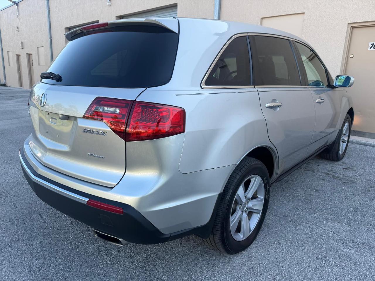 Acura MDX AWD 4dr 2011