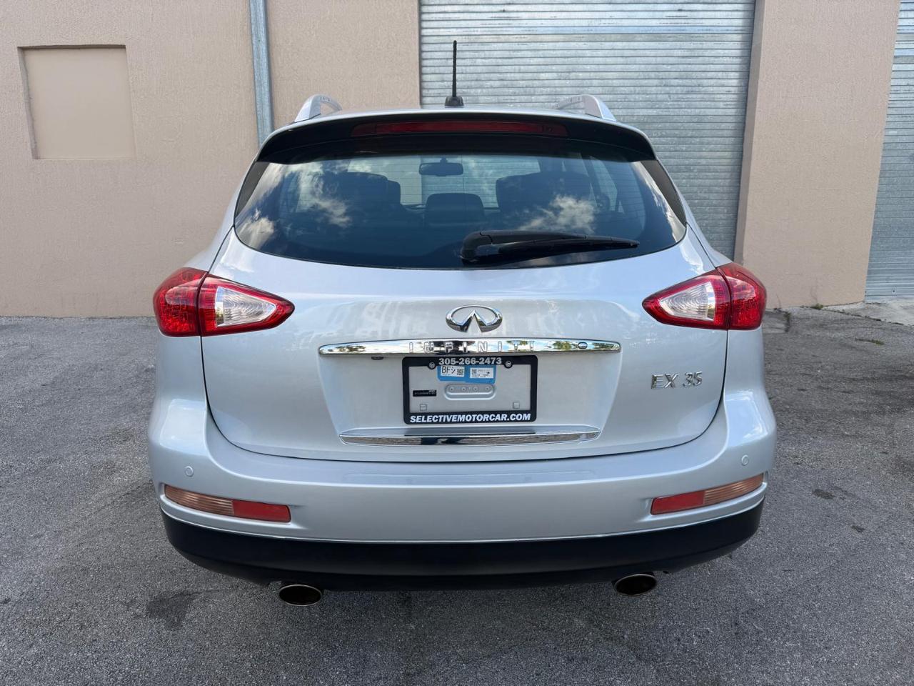 Infiniti EX35 RWD 4dr Journey 2010