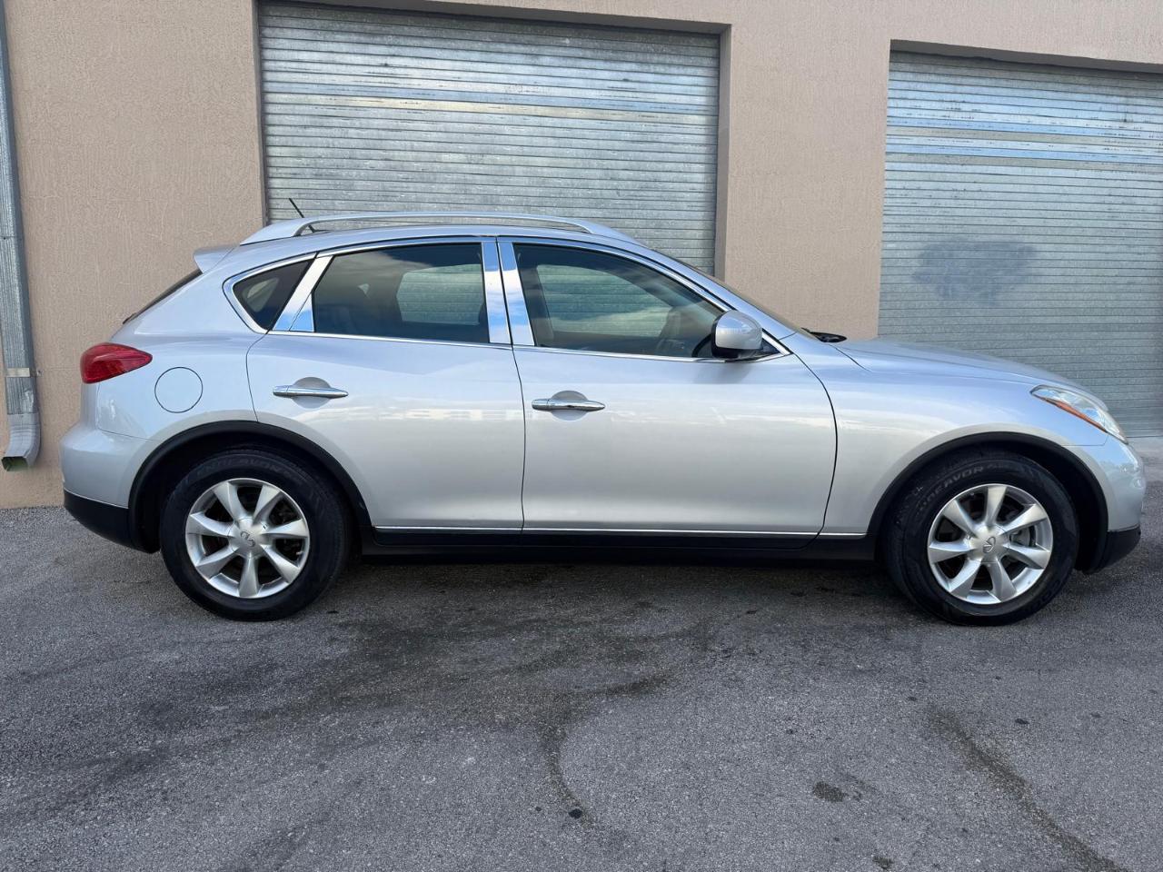 Infiniti EX35 RWD 4dr Journey 2010