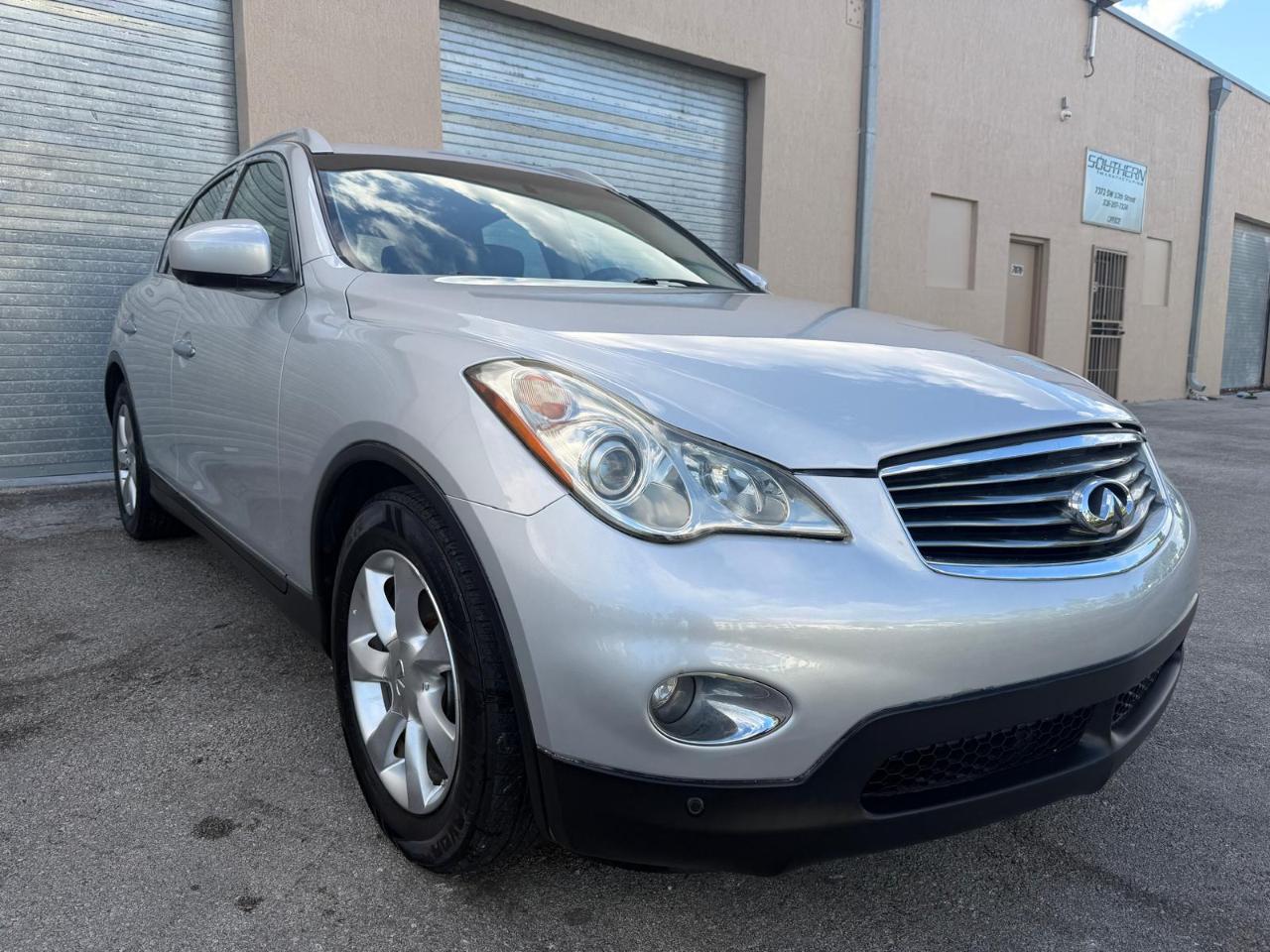 Infiniti EX35 RWD 4dr Journey 2010