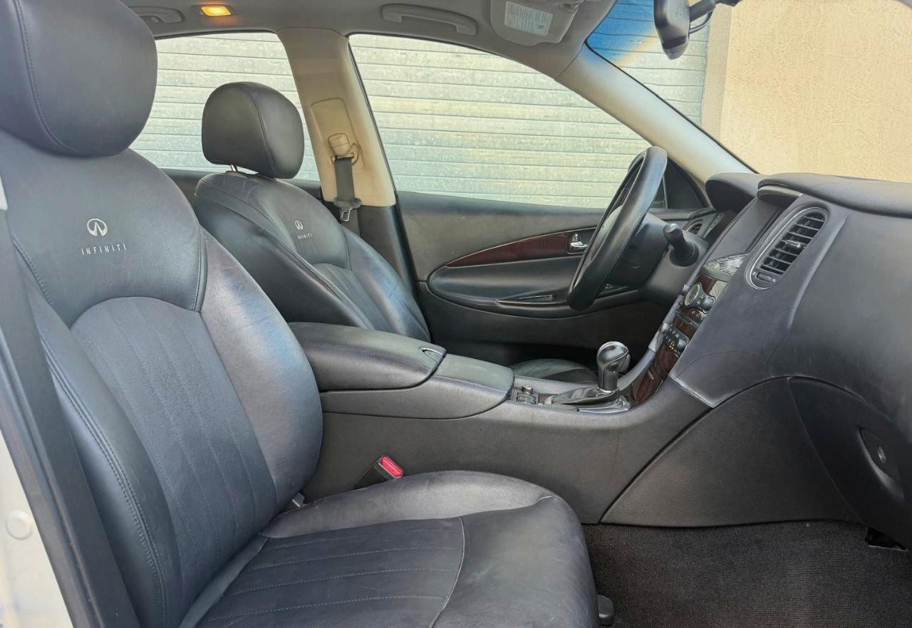 Infiniti EX35 RWD 4dr Journey 2010