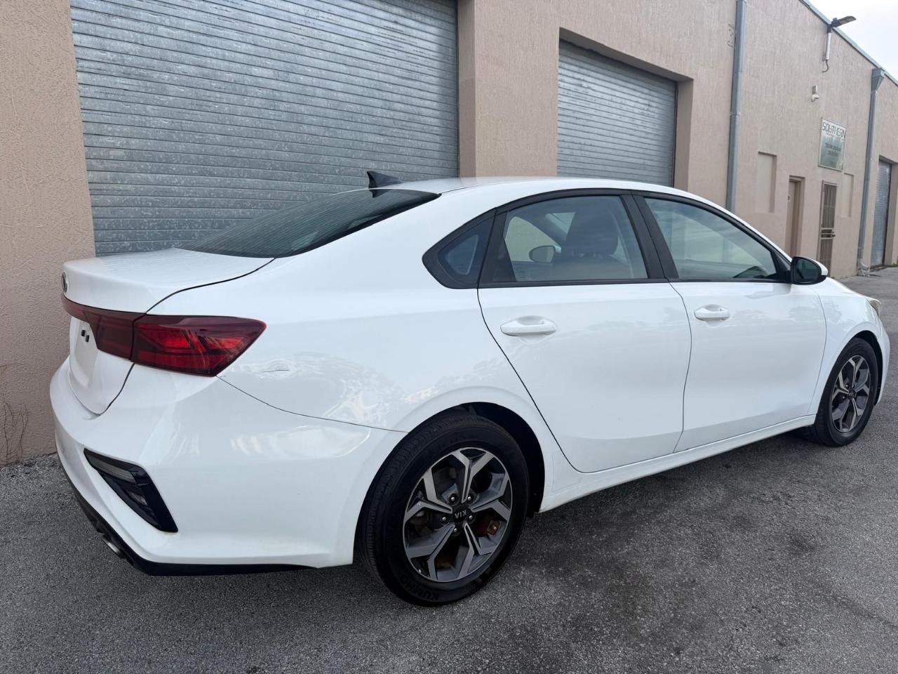 Kia Forte LXS IVT 2019