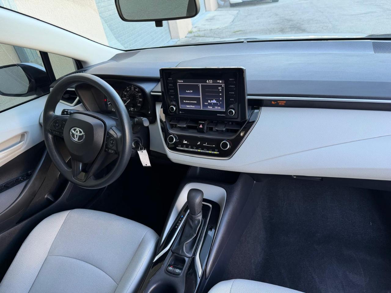 Toyota Corolla LE 4D Sedan 2022