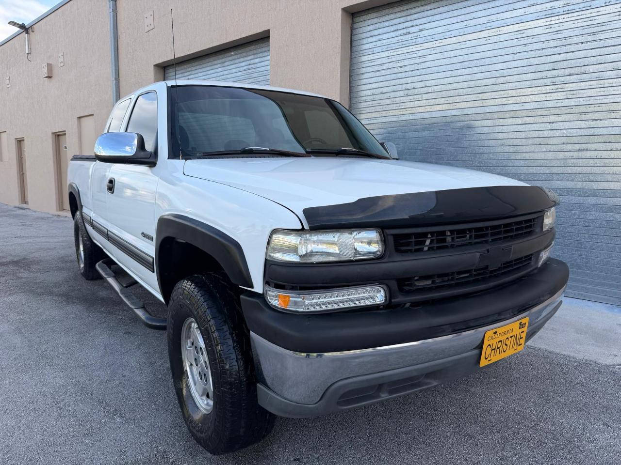 Chevrolet Silverado 1500 Ext Cab 143.5" WB LS 2002