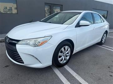 2015 Toyota Camry 4dr Sdn I4 Auto SE (Natl)