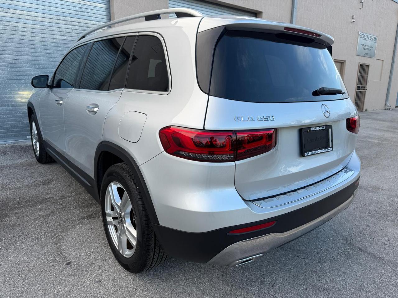 Mercedes-Benz GLB GLB 250 SUV 2021
