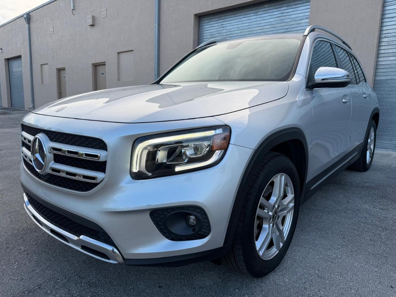 Mercedes-Benz GLB GLB 250 SUV 2021