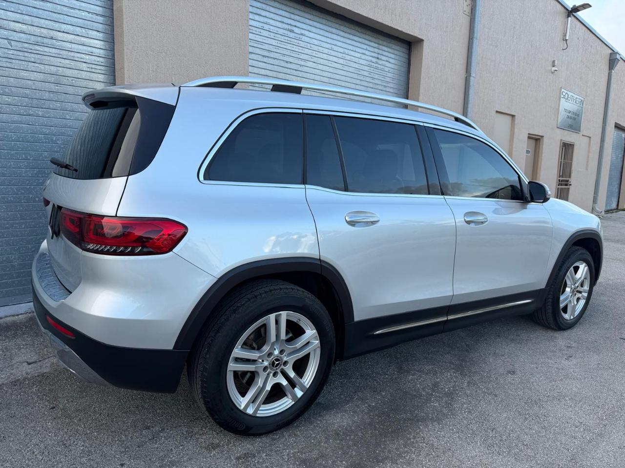 Mercedes-Benz GLB GLB 250 SUV 2021